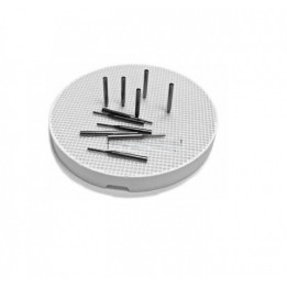 Podstawka porcelanowa z pinami metalowymi / ceramicznymi
